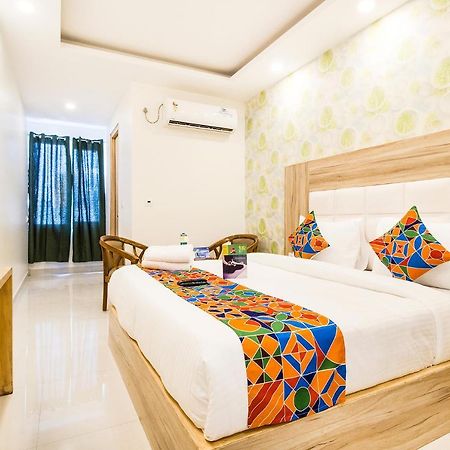 Fabhotel Modesty Delhi Airport Нью-Дели Экстерьер фото