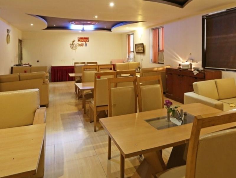 Fabhotel Modesty Delhi Airport Нью-Дели Экстерьер фото