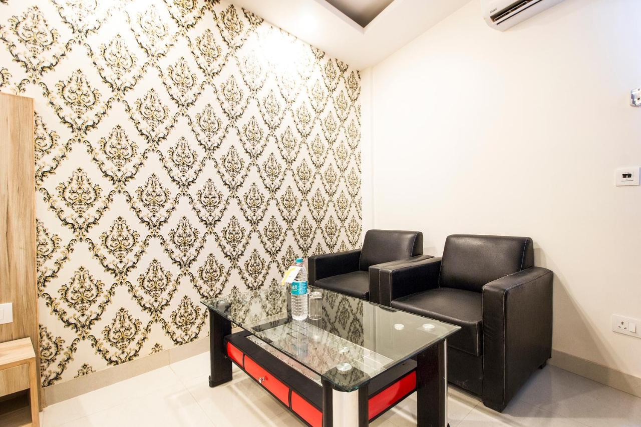 Fabhotel Modesty Delhi Airport Нью-Дели Экстерьер фото