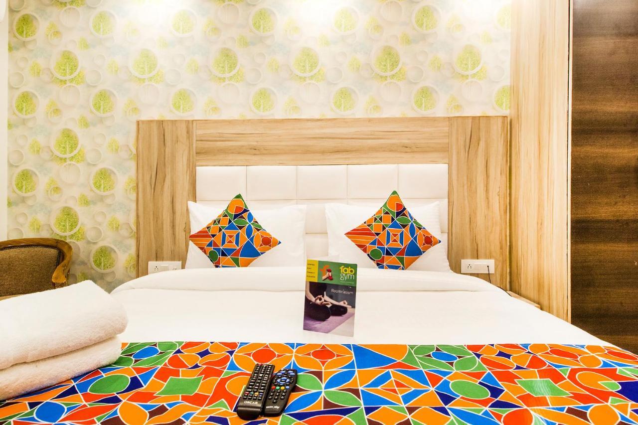 Fabhotel Modesty Delhi Airport Нью-Дели Экстерьер фото